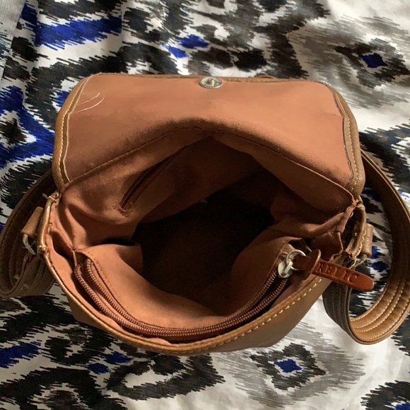 👜 RELIC Crossbody Bag (Vintage Version) 👜 - Picture 6 of 9